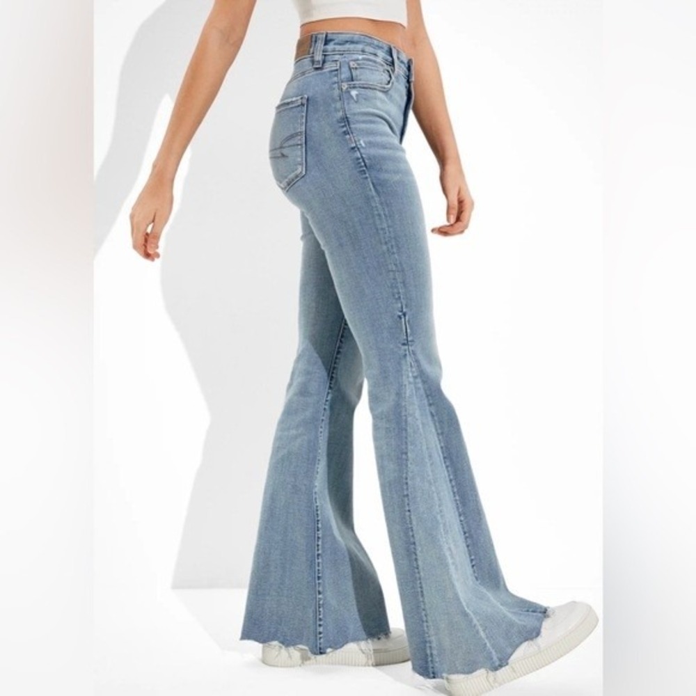 American Eagle Jeans Womens 2 Festival Flare Light Wash High Rise Next Level